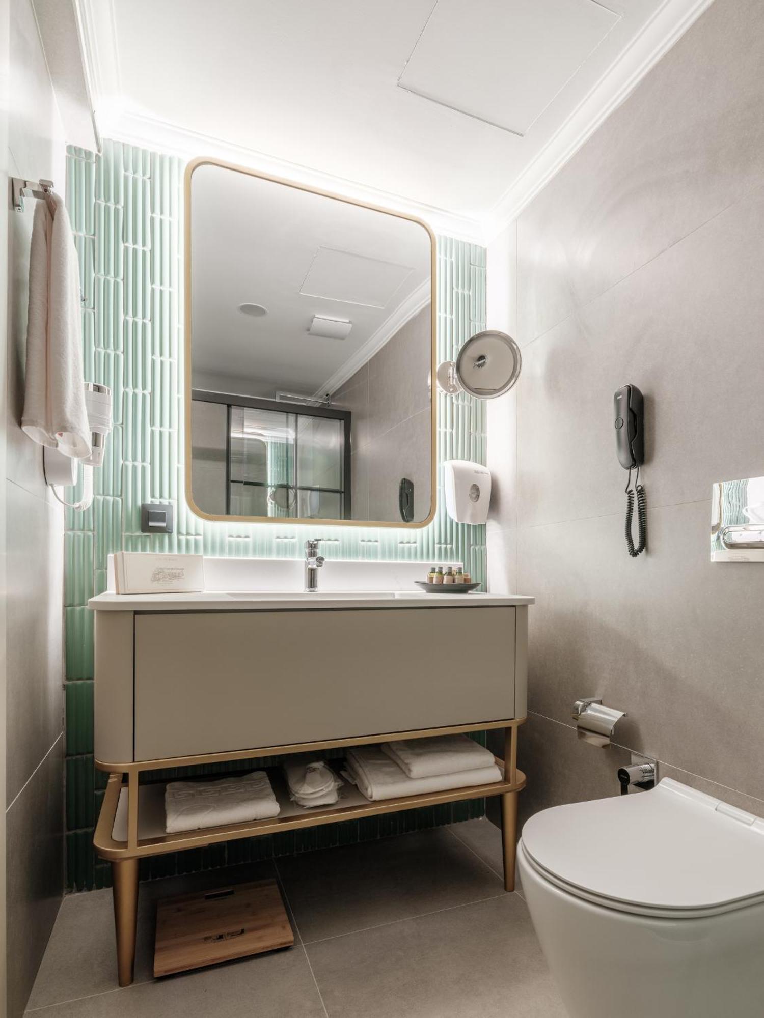 Perla Pura Hotell Izmir Exteriör bild