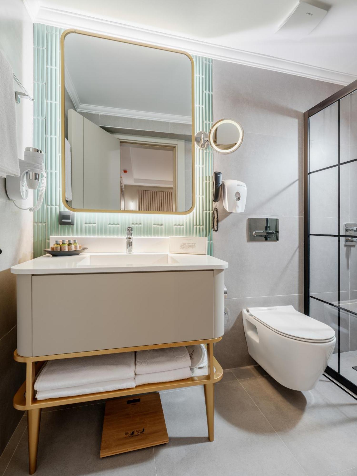 Perla Pura Hotell Izmir Exteriör bild